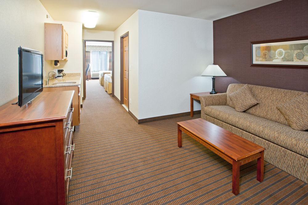 Holiday Inn Express Grand Rapids Southwest, An Ihg Hotel Grandville Bagian luar foto