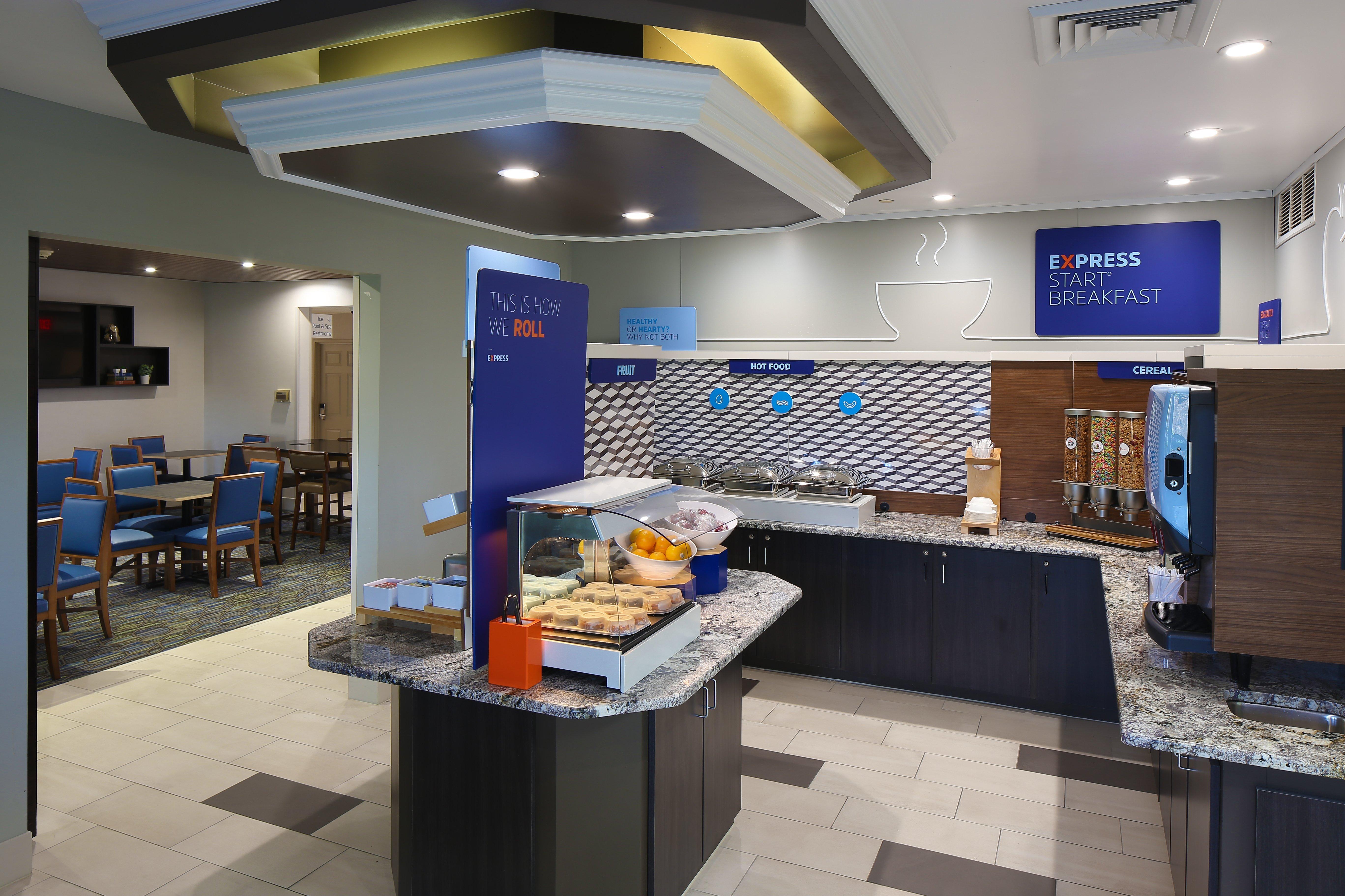 Holiday Inn Express Grand Rapids Southwest, An Ihg Hotel Grandville Bagian luar foto