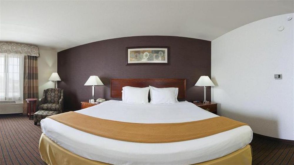 Holiday Inn Express Grand Rapids Southwest, An Ihg Hotel Grandville Bagian luar foto